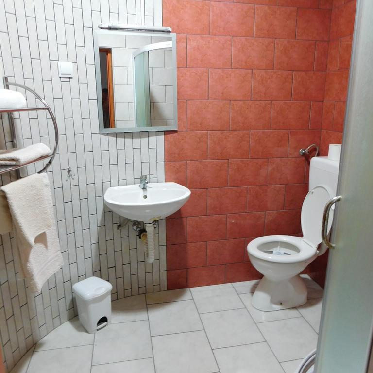 Guesthouse Capistro Bilje Dış mekan fotoğraf
