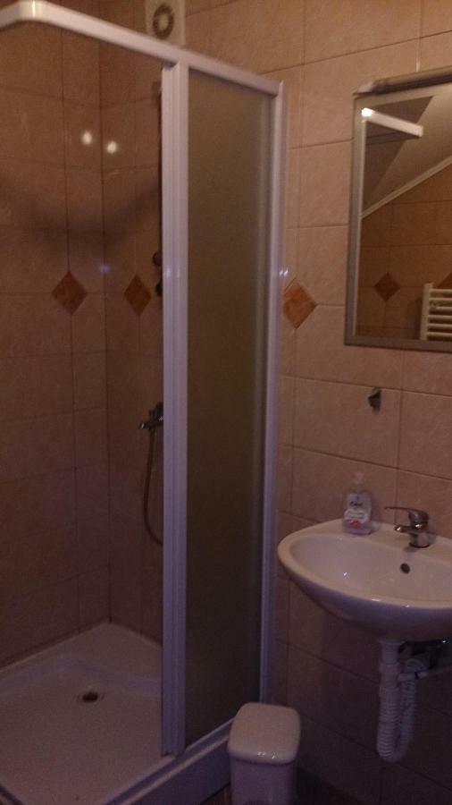 Guesthouse Capistro Bilje Dış mekan fotoğraf